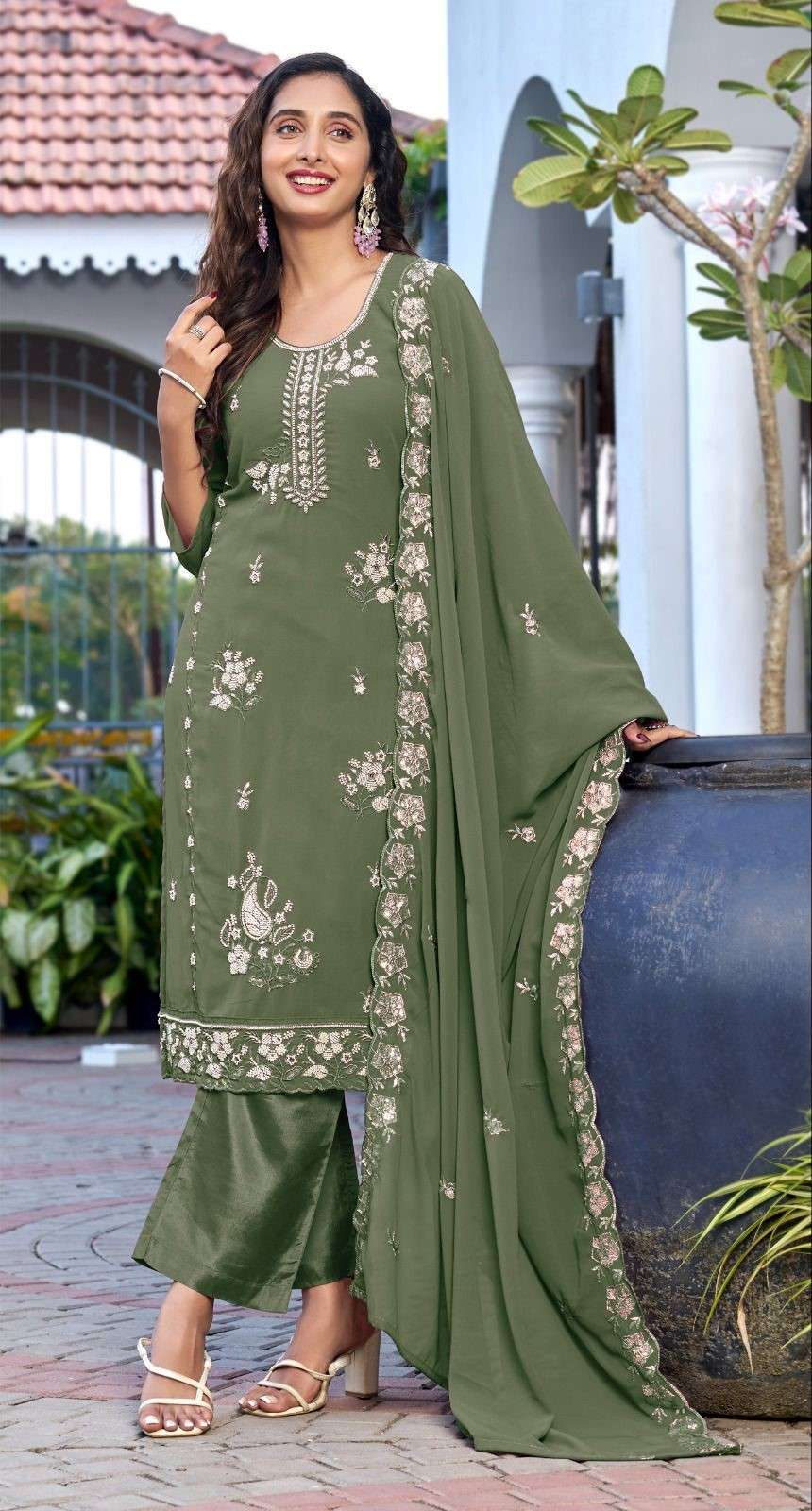 HEAVY FOX GEORGETTE COLLECTION D.NO. - AV -1025 BY AMRUTVELA